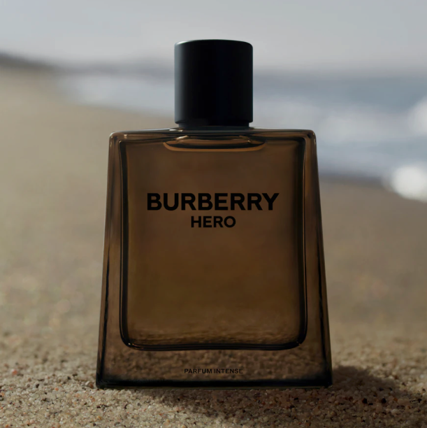BURBERRY - Hero Parfum Intense